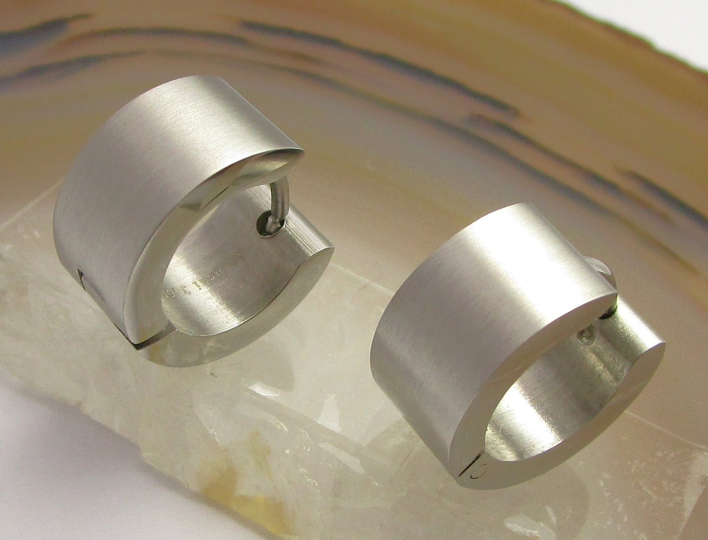 🔷 Edelstahl Ohrringe 7 mm  / Ø 13 mm Klapp Creolen Matt Schwarz Blau Silber Gbürstet ER15156