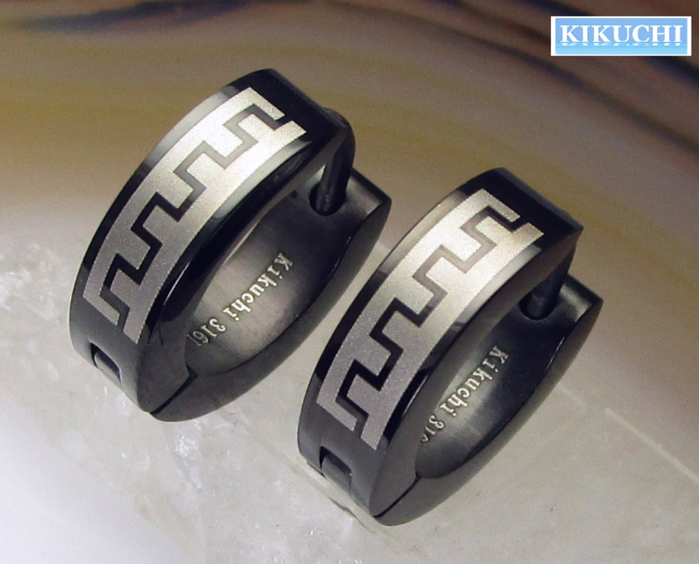 ✨ Männer Ohrringe Titan Stäbchen Edelstahl Hoop Klapp Creolen Mauer Greek ERTS002