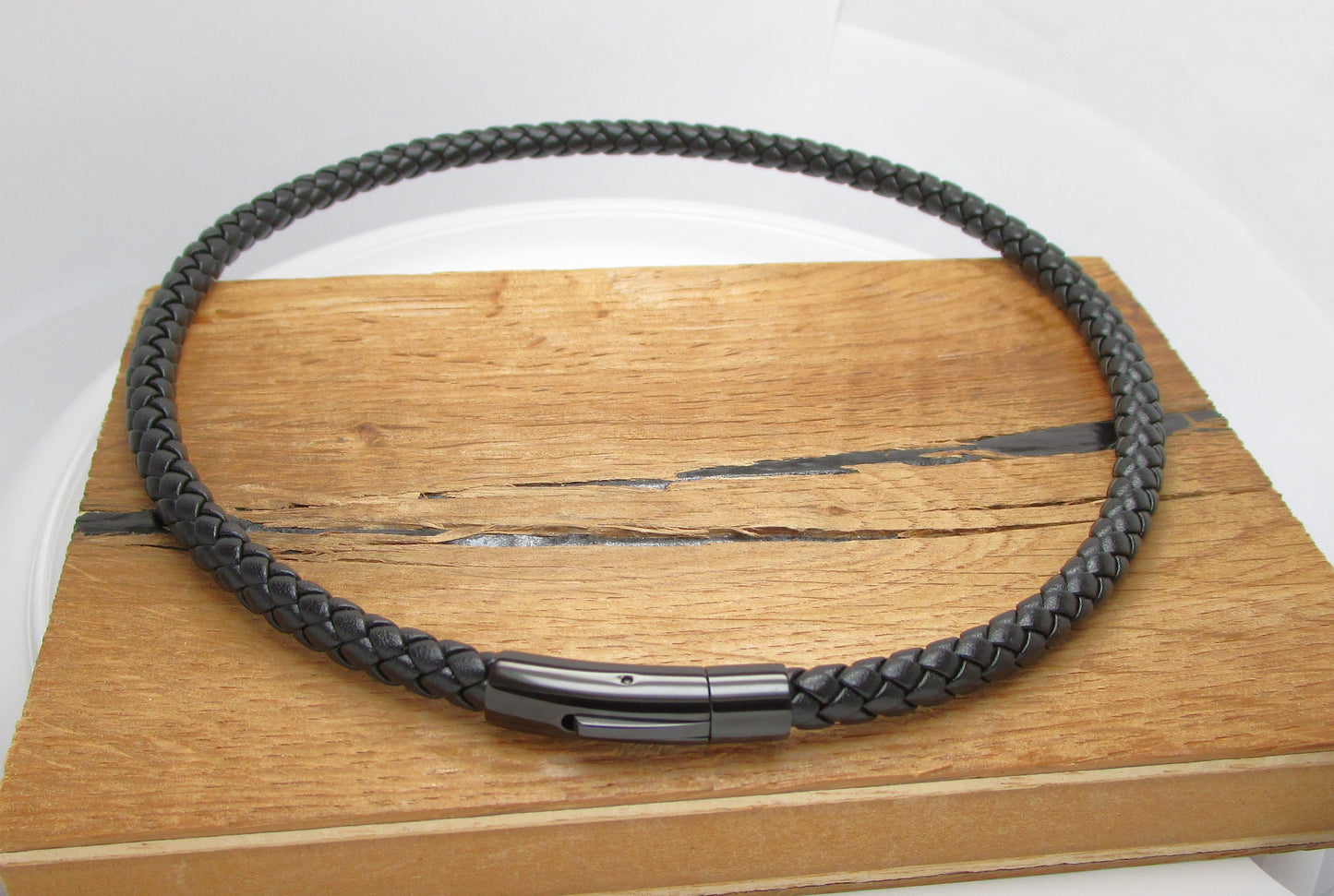 🔶 Unisex Lederhalsband Schwarz Kalbsleder aus sechs Bändern geflochten Ø 6mm mit Schwarzen Edelstahl Verschluss TOP