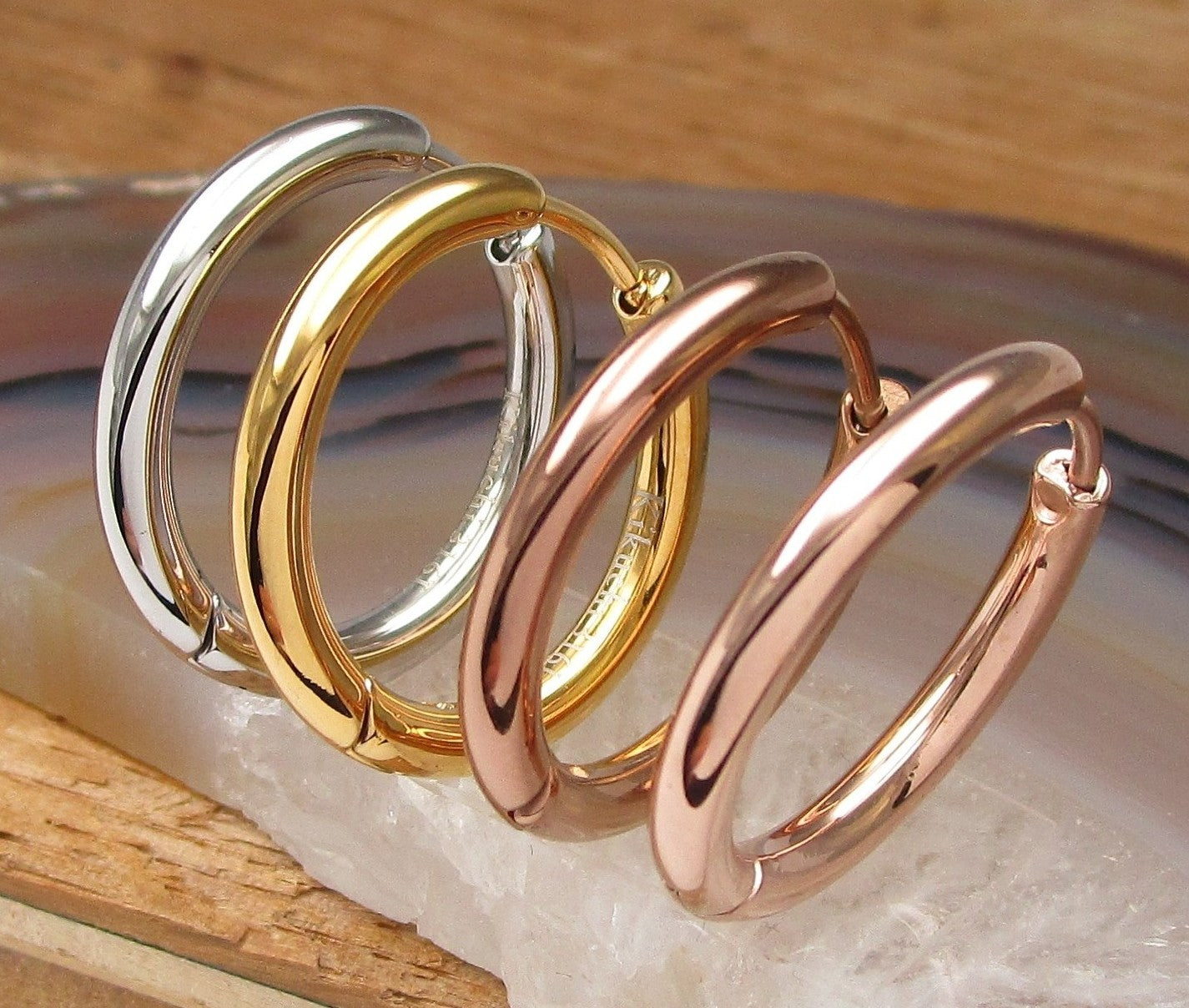 Ø 20 mm / 2,5 mm Ohrringe Titan Verschluss Edelstahl Creolen Groß Slim Tube Matt Hochglänzend Silber Gold Schwarz