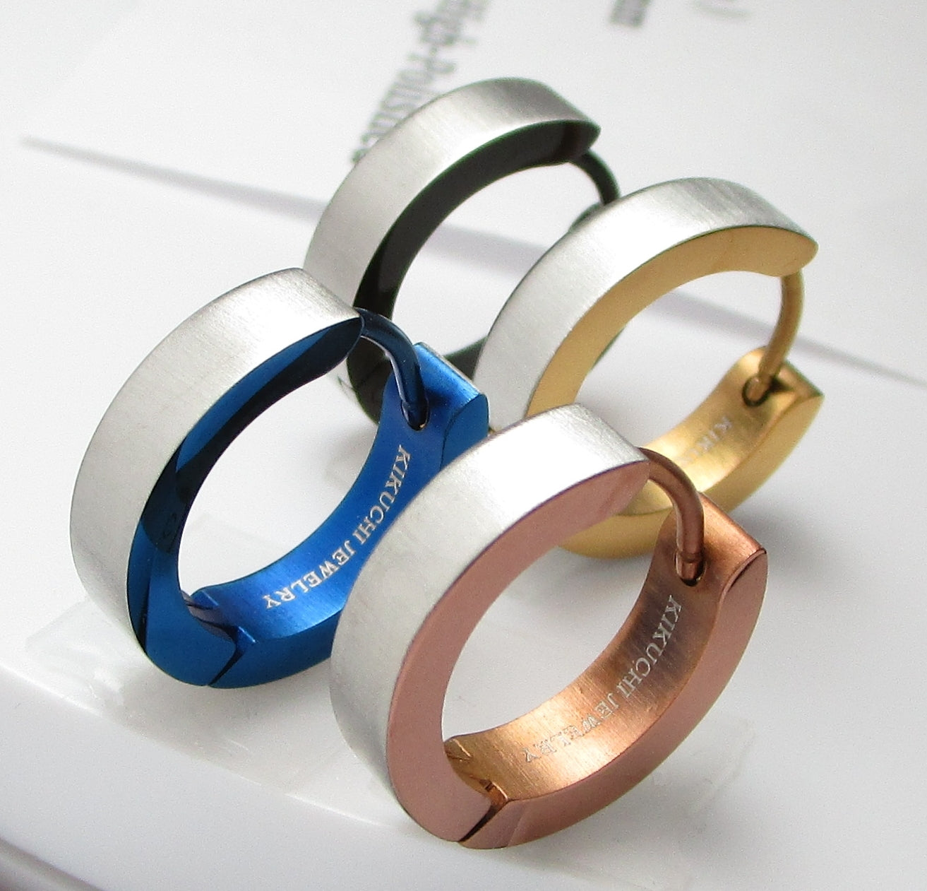 🔶 Ø 16 mm Ohrringe Horizontal gebürstet mit 18g Titan Stab Zweifarbig Klapp Creolen Ohrclicker Kantig Schwarz Gold Blau Bronze ERTS039